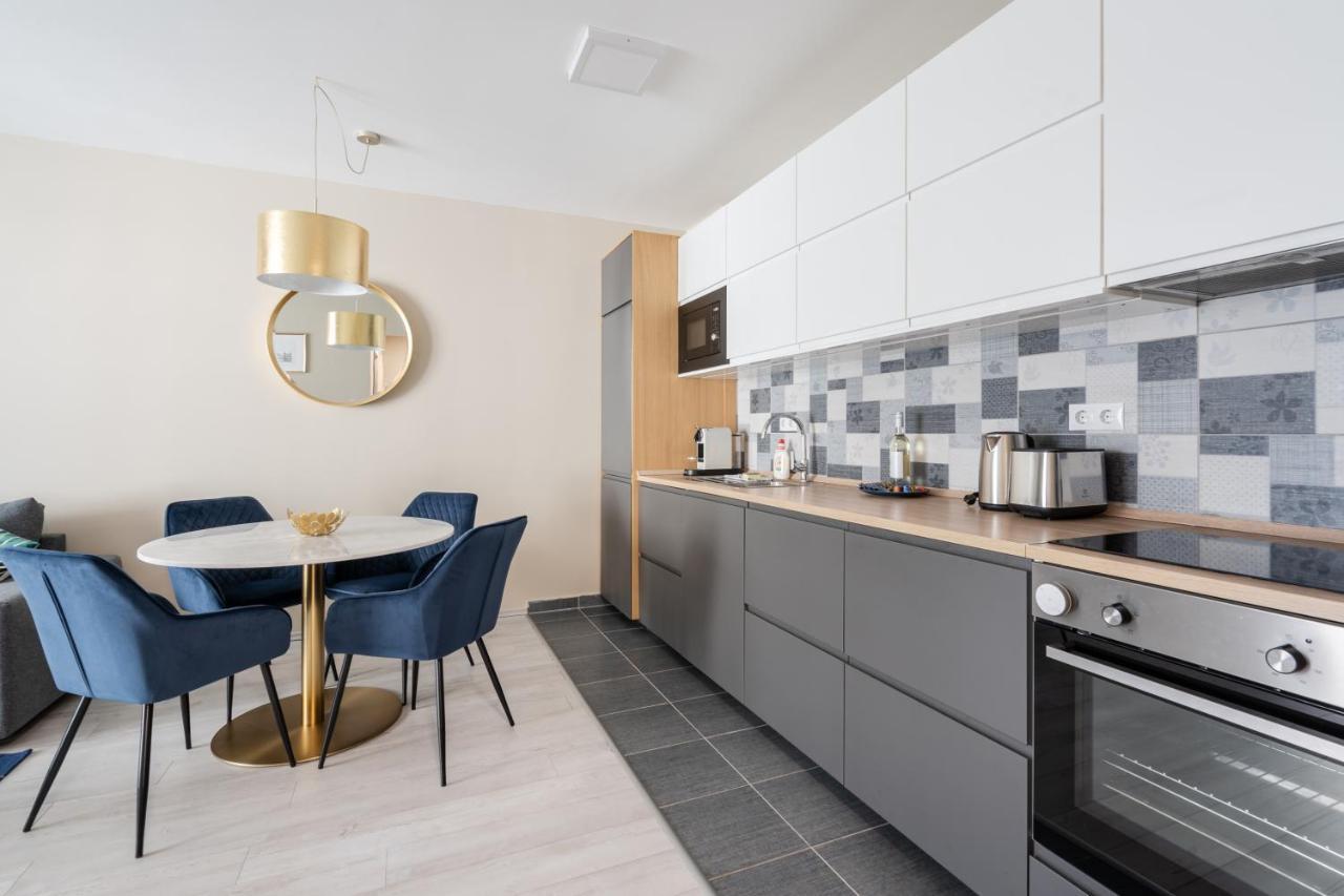 Navy Angel Apartment With Balcony Budapeszt Zewnętrze zdjęcie