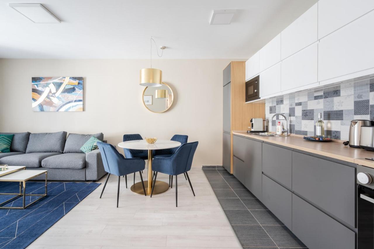 Navy Angel Apartment With Balcony Budapeszt Zewnętrze zdjęcie